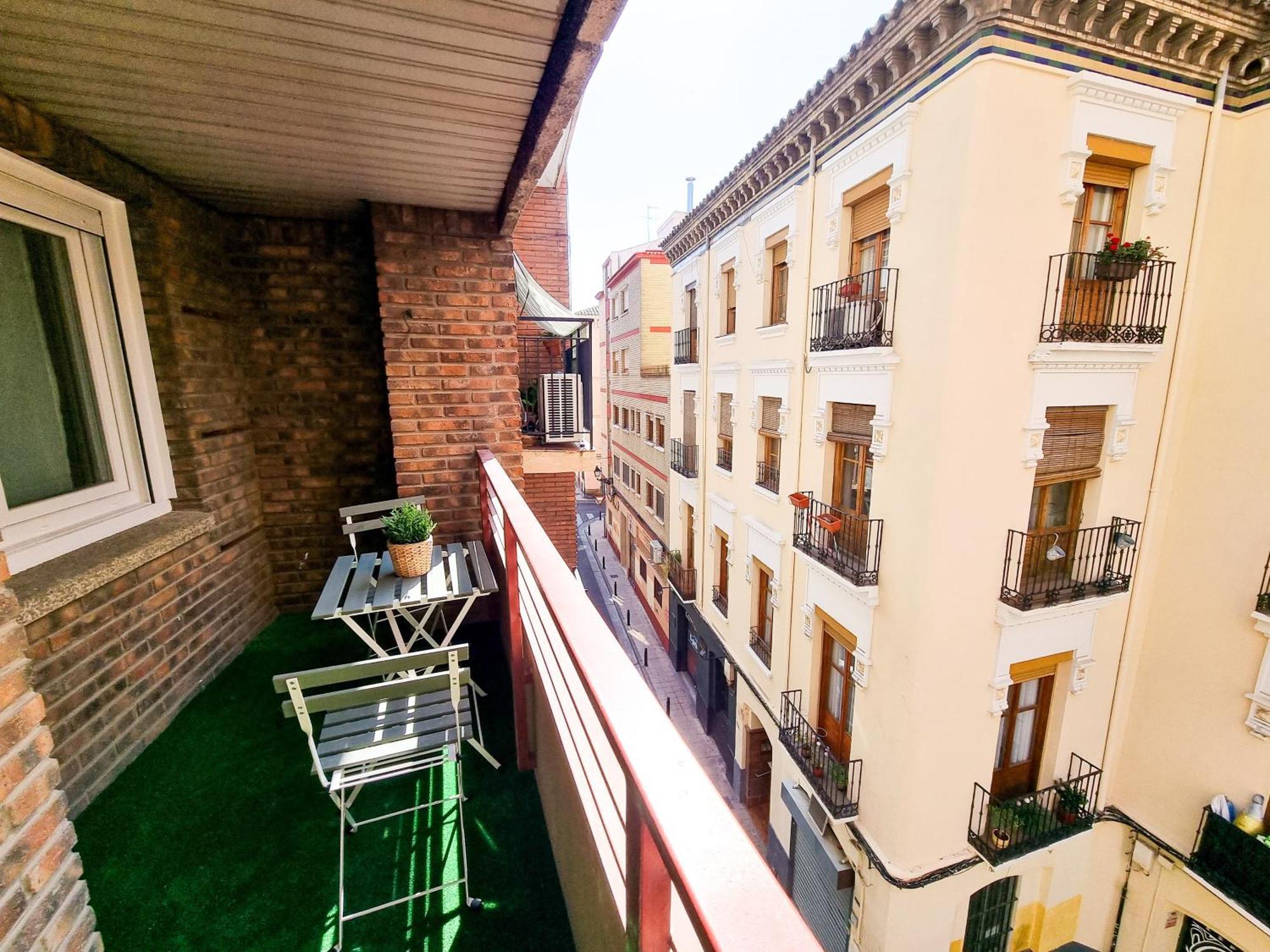 Appartamento El Teatro Del Pilar Saragozza Esterno foto